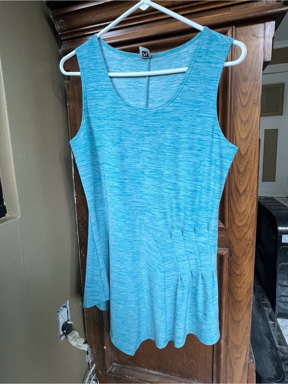 Light Blue Sleeveless Tunic Top Stretch women size L brown new